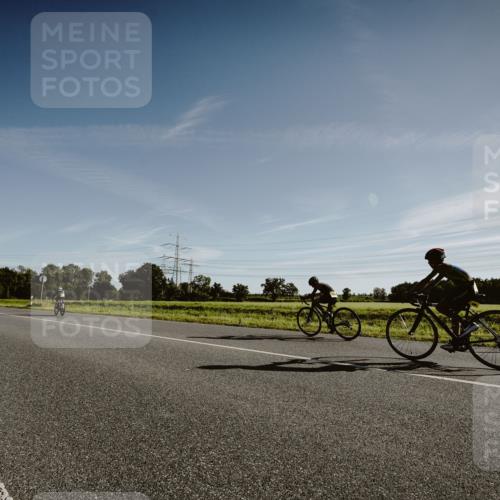 07.09.2025 - 19. Norderstedt Triathlon Michael Burmester http://msf.ph/oto/8849088 07.09.2025 09:37:13 Radfahren  meine-sportfotos.de