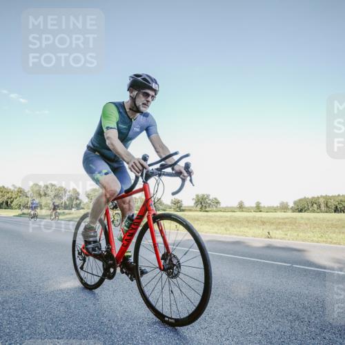 07.09.2025 - 19. Norderstedt Triathlon Michael Burmester http://msf.ph/oto/8849089 07.09.2025 16:10:33 Radfahren 530, 532, 915, 1632 meine-sportfotos.de