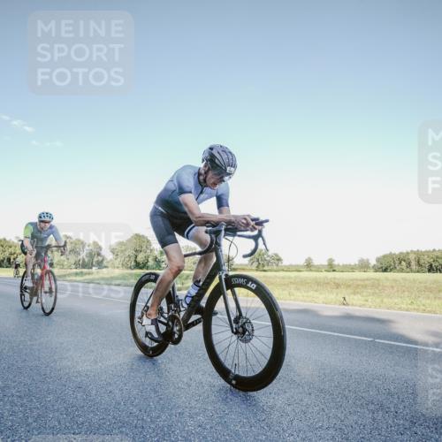 07.09.2025 - 19. Norderstedt Triathlon Michael Burmester http://msf.ph/oto/8849092 07.09.2025 16:10:34 Radfahren 530, 532, 915, 938, 1632 meine-sportfotos.de