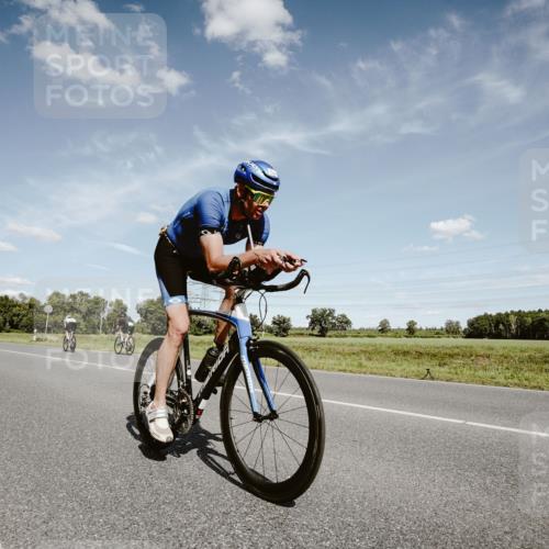 07.09.2025 - 19. Norderstedt Triathlon Michael Burmester http://msf.ph/oto/8849093 07.09.2025 13:55:34 Radfahren 392, 398, 1002, 1009 meine-sportfotos.de