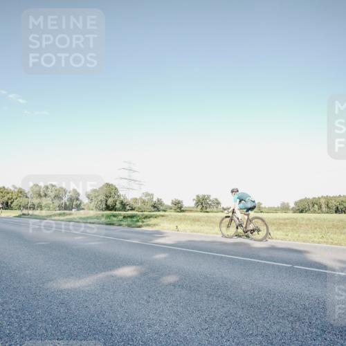 07.09.2025 - 19. Norderstedt Triathlon Michael Burmester http://msf.ph/oto/8849098 07.09.2025 16:10:36 Radfahren 530, 532, 938, 1632 meine-sportfotos.de