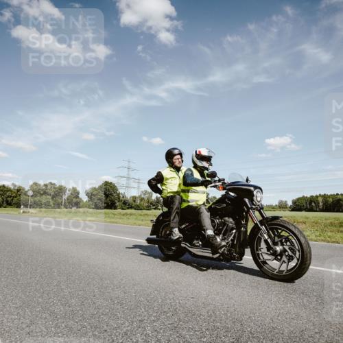 07.09.2025 - 19. Norderstedt Triathlon Michael Burmester http://msf.ph/oto/8849102 07.09.2025 13:55:44 Radfahren 1001 meine-sportfotos.de