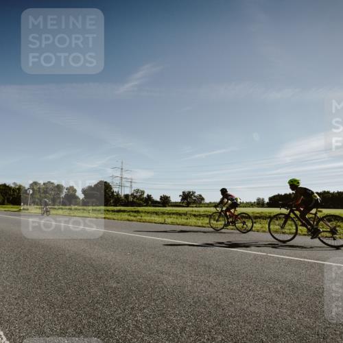 07.09.2025 - 19. Norderstedt Triathlon Michael Burmester http://msf.ph/oto/8849103 07.09.2025 09:37:36 Radfahren 583 meine-sportfotos.de