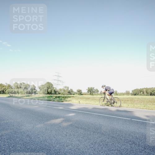 07.09.2025 - 19. Norderstedt Triathlon Michael Burmester http://msf.ph/oto/8849104 07.09.2025 16:10:41 Radfahren 1547, 1590, 1600 meine-sportfotos.de