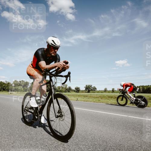 07.09.2025 - 19. Norderstedt Triathlon Michael Burmester http://msf.ph/oto/8849120 07.09.2025 13:55:54 Radfahren 1000 meine-sportfotos.de
