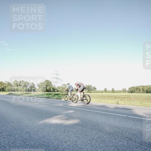 07.09.2025 - 19. Norderstedt Triathlon Michael Burmester http://msf.ph/oto/8849134 07.09.2025 16:10:55 Radfahren 1522, 1585 meine-sportfotos.de