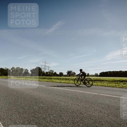 07.09.2025 - 19. Norderstedt Triathlon Michael Burmester http://msf.ph/oto/8849148 07.09.2025 09:38:18 Radfahren 595 meine-sportfotos.de