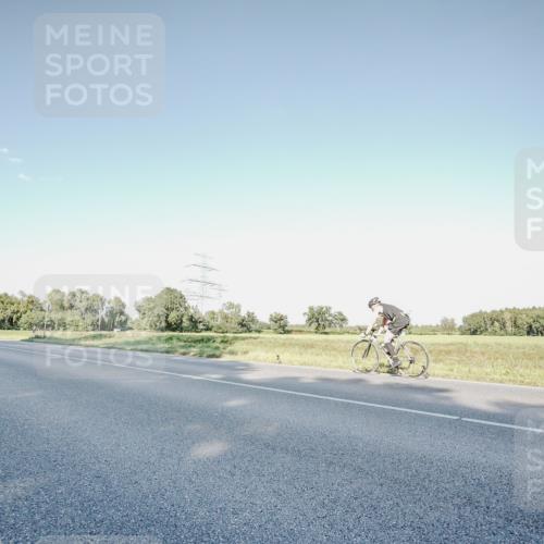 07.09.2025 - 19. Norderstedt Triathlon Michael Burmester http://msf.ph/oto/8849155 07.09.2025 16:11:04 Radfahren 1066, 1405 meine-sportfotos.de
