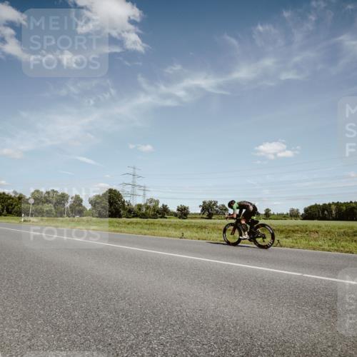 07.09.2025 - 19. Norderstedt Triathlon Michael Burmester http://msf.ph/oto/8849156 07.09.2025 13:56:41 Radfahren  meine-sportfotos.de