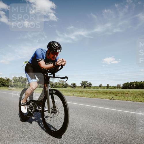 07.09.2025 - 19. Norderstedt Triathlon Michael Burmester http://msf.ph/oto/8849160 07.09.2025 13:56:45 Radfahren 971, 1008 meine-sportfotos.de