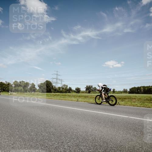 07.09.2025 - 19. Norderstedt Triathlon Michael Burmester http://msf.ph/oto/8849188 07.09.2025 13:57:14 Radfahren  meine-sportfotos.de