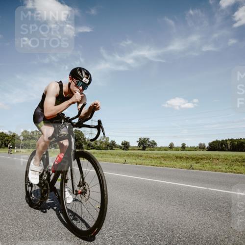 07.09.2025 - 19. Norderstedt Triathlon Michael Burmester http://msf.ph/oto/8849208 07.09.2025 13:57:24 Radfahren 986, 994, 1027, 1036, 1469 meine-sportfotos.de