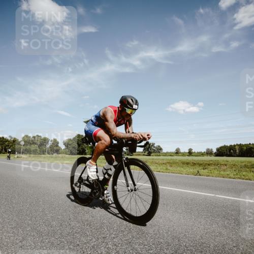 07.09.2025 - 19. Norderstedt Triathlon Michael Burmester http://msf.ph/oto/8849219 07.09.2025 13:57:33 Radfahren 1020 meine-sportfotos.de