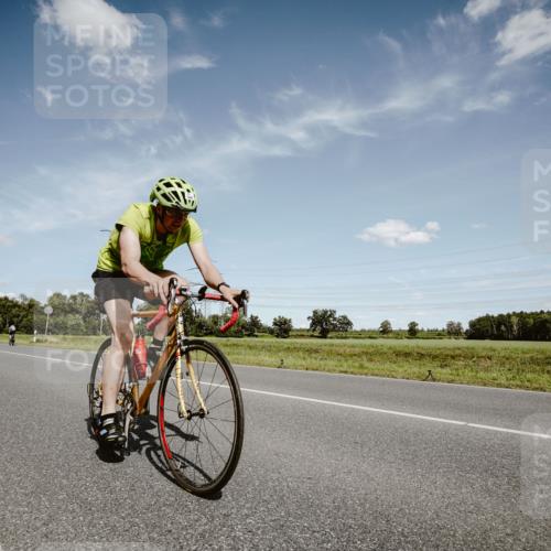 07.09.2025 - 19. Norderstedt Triathlon Michael Burmester http://msf.ph/oto/8849220 07.09.2025 13:57:39 Radfahren 1466 meine-sportfotos.de