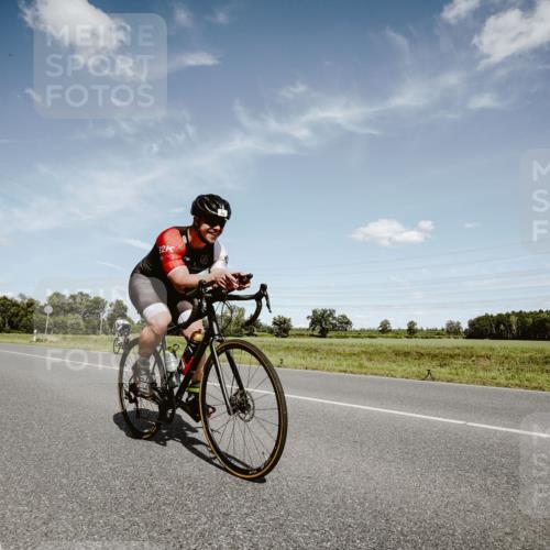 07.09.2025 - 19. Norderstedt Triathlon Michael Burmester http://msf.ph/oto/8849224 07.09.2025 13:57:50 Radfahren 968 meine-sportfotos.de