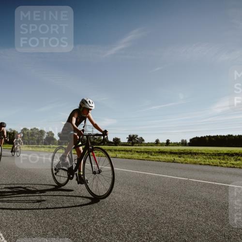 07.09.2025 - 19. Norderstedt Triathlon Michael Burmester http://msf.ph/oto/8849238 07.09.2025 09:39:44 Radfahren 607, 614, 625, 629 meine-sportfotos.de