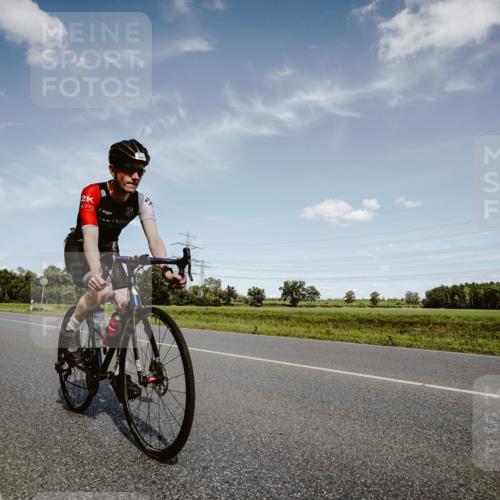 07.09.2025 - 19. Norderstedt Triathlon Michael Burmester http://msf.ph/oto/8849257 07.09.2025 13:58:27 Radfahren 959, 970, 1013, 1015, 1031 meine-sportfotos.de