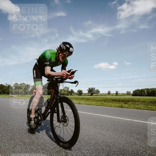 07.09.2025 - 19. Norderstedt Triathlon Michael Burmester http://msf.ph/oto/8849265 07.09.2025 13:58:29 Radfahren 872, 959, 970, 1013, 1015, 1031 meine-sportfotos.de