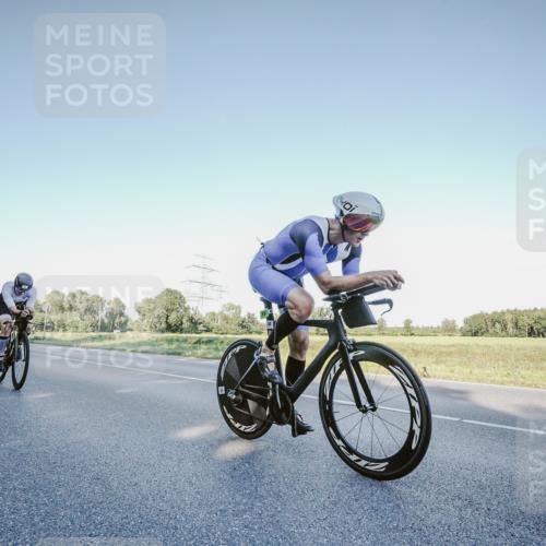 07.09.2025 - 19. Norderstedt Triathlon Michael Burmester http://msf.ph/oto/8849279 07.09.2025 16:12:10 Radfahren 516, 1045, 1068, 1541, 1565, 1570 meine-sportfotos.de