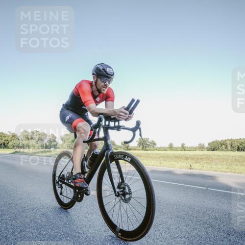 07.09.2025 - 19. Norderstedt Triathlon Michael Burmester http://msf.ph/oto/8849285 07.09.2025 16:12:12 Radfahren 516, 1045, 1068, 1565, 1570 meine-sportfotos.de