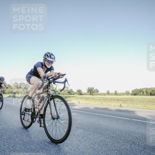 07.09.2025 - 19. Norderstedt Triathlon Michael Burmester http://msf.ph/oto/8849289 07.09.2025 16:12:16 Radfahren 875, 912, 1045, 1105, 1558 meine-sportfotos.de