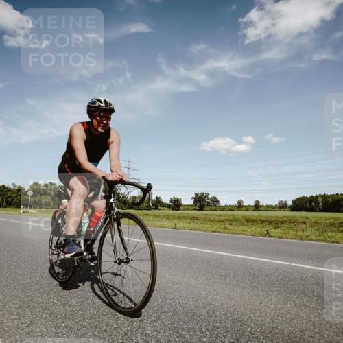 07.09.2025 - 19. Norderstedt Triathlon Michael Burmester http://msf.ph/oto/8849290 07.09.2025 13:58:46 Radfahren 363, 1006, 1431 meine-sportfotos.de