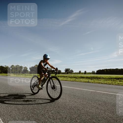 07.09.2025 - 19. Norderstedt Triathlon Michael Burmester http://msf.ph/oto/8849291 07.09.2025 09:40:50 Radfahren 624 meine-sportfotos.de