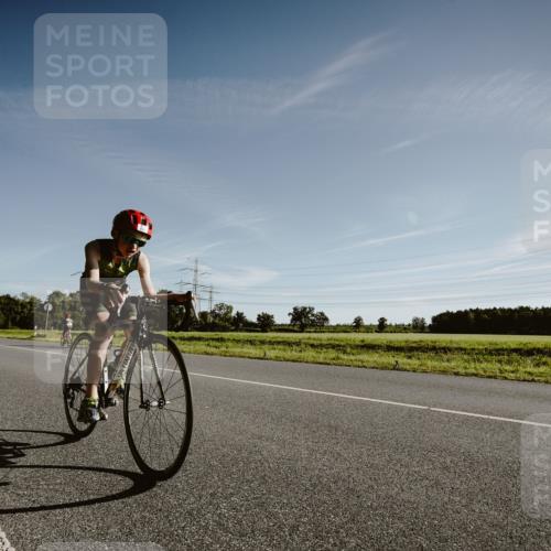 07.09.2025 - 19. Norderstedt Triathlon Michael Burmester http://msf.ph/oto/8849304 07.09.2025 09:41:04 Radfahren 597 meine-sportfotos.de
