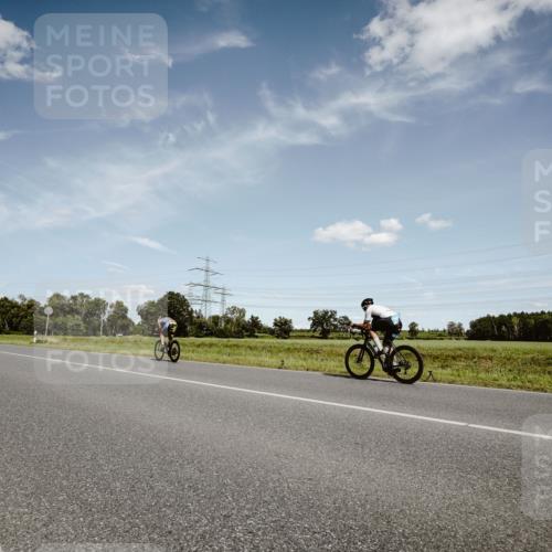 07.09.2025 - 19. Norderstedt Triathlon Michael Burmester http://msf.ph/oto/8849319 07.09.2025 13:59:03 Radfahren  meine-sportfotos.de
