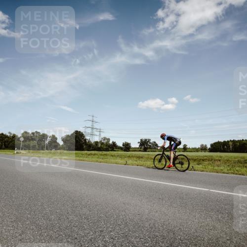 07.09.2025 - 19. Norderstedt Triathlon Michael Burmester http://msf.ph/oto/8849331 07.09.2025 13:59:13 Radfahren  meine-sportfotos.de