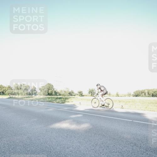 07.09.2025 - 19. Norderstedt Triathlon Michael Burmester http://msf.ph/oto/8849334 07.09.2025 16:12:30 Radfahren 914, 1533 meine-sportfotos.de