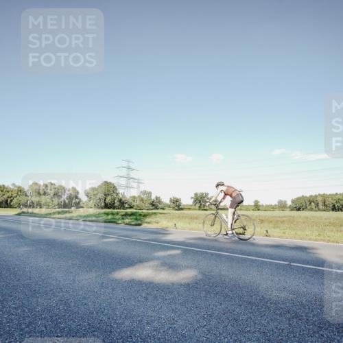 07.09.2025 - 19. Norderstedt Triathlon Michael Burmester http://msf.ph/oto/8849338 07.09.2025 16:12:40 Radfahren 913 meine-sportfotos.de