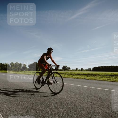 07.09.2025 - 19. Norderstedt Triathlon Michael Burmester http://msf.ph/oto/8849378 07.09.2025 09:42:27 Radfahren 575, 632 meine-sportfotos.de