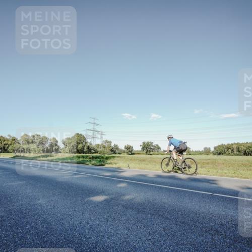 07.09.2025 - 19. Norderstedt Triathlon Michael Burmester http://msf.ph/oto/8849386 07.09.2025 16:13:17 Radfahren 1476 meine-sportfotos.de