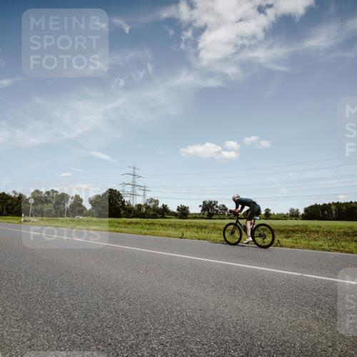 07.09.2025 - 19. Norderstedt Triathlon Michael Burmester http://msf.ph/oto/8849392 07.09.2025 14:00:10 Radfahren  meine-sportfotos.de