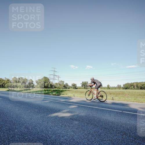 07.09.2025 - 19. Norderstedt Triathlon Michael Burmester http://msf.ph/oto/8849398 07.09.2025 16:13:23 Radfahren 1050, 1060, 1076, 1090, 1106 meine-sportfotos.de