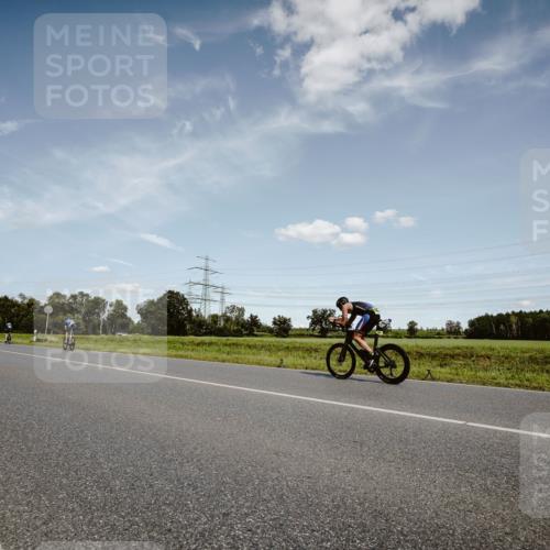 07.09.2025 - 19. Norderstedt Triathlon Michael Burmester http://msf.ph/oto/8849400 07.09.2025 14:00:13 Radfahren  meine-sportfotos.de