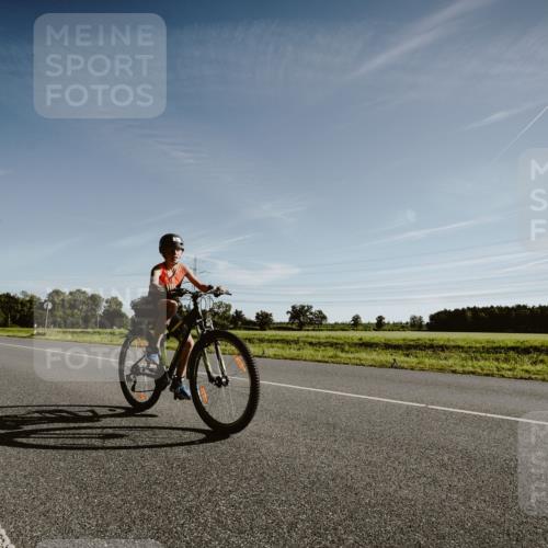 07.09.2025 - 19. Norderstedt Triathlon Michael Burmester http://msf.ph/oto/8849401 07.09.2025 09:43:26 Radfahren 589 meine-sportfotos.de