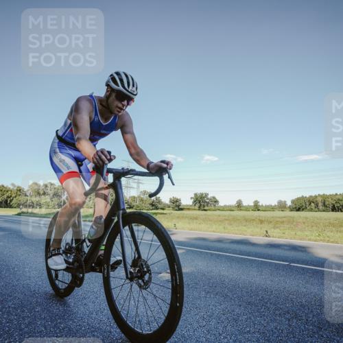 07.09.2025 - 19. Norderstedt Triathlon Michael Burmester http://msf.ph/oto/8849414 07.09.2025 16:13:28 Radfahren 1050, 1060, 1076, 1595 meine-sportfotos.de