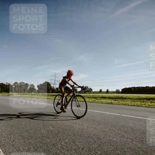 07.09.2025 - 19. Norderstedt Triathlon Michael Burmester http://msf.ph/oto/8849422 07.09.2025 09:44:37 Radfahren 626 meine-sportfotos.de