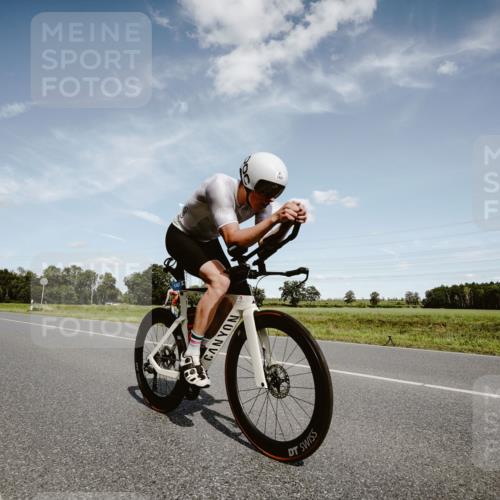07.09.2025 - 19. Norderstedt Triathlon Michael Burmester http://msf.ph/oto/8849426 07.09.2025 14:01:04 Radfahren 876, 1421 meine-sportfotos.de