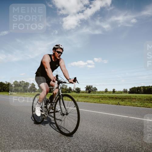07.09.2025 - 19. Norderstedt Triathlon Michael Burmester http://msf.ph/oto/8849432 07.09.2025 14:01:12 Radfahren 1416 meine-sportfotos.de