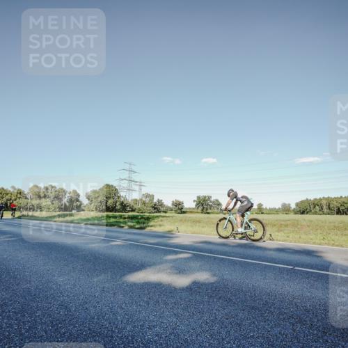 07.09.2025 - 19. Norderstedt Triathlon Michael Burmester http://msf.ph/oto/8849446 07.09.2025 16:13:53 Radfahren 910, 1554 meine-sportfotos.de