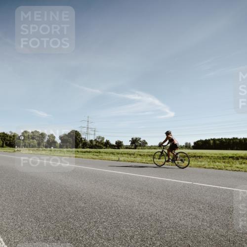 07.09.2025 - 19. Norderstedt Triathlon Michael Burmester http://msf.ph/oto/8849448 07.09.2025 10:20:46 Radfahren 1149 meine-sportfotos.de