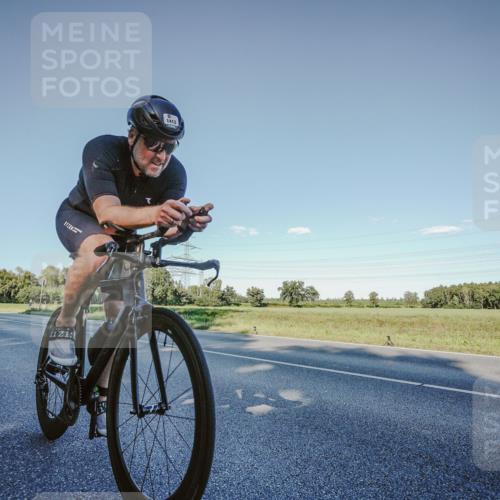 07.09.2025 - 19. Norderstedt Triathlon Michael Burmester http://msf.ph/oto/8849454 07.09.2025 16:13:59 Radfahren 1047, 1413, 1516 meine-sportfotos.de