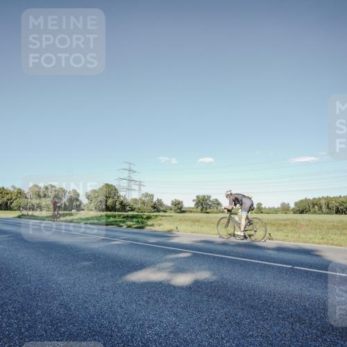 07.09.2025 - 19. Norderstedt Triathlon Michael Burmester http://msf.ph/oto/8849469 07.09.2025 16:14:07 Radfahren 1100 meine-sportfotos.de