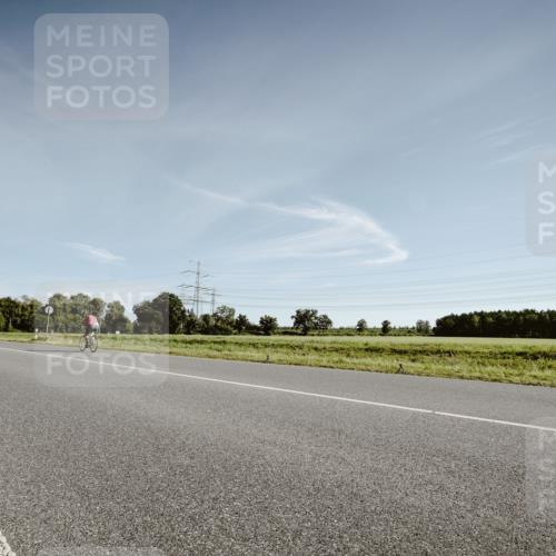 07.09.2025 - 19. Norderstedt Triathlon Michael Burmester http://msf.ph/oto/8849476 07.09.2025 10:21:45 Radfahren  meine-sportfotos.de