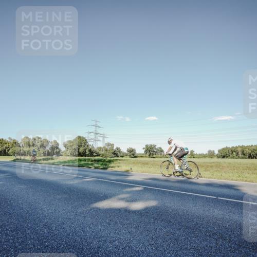 07.09.2025 - 19. Norderstedt Triathlon Michael Burmester http://msf.ph/oto/8849482 07.09.2025 16:14:17 Radfahren 934, 1612 meine-sportfotos.de