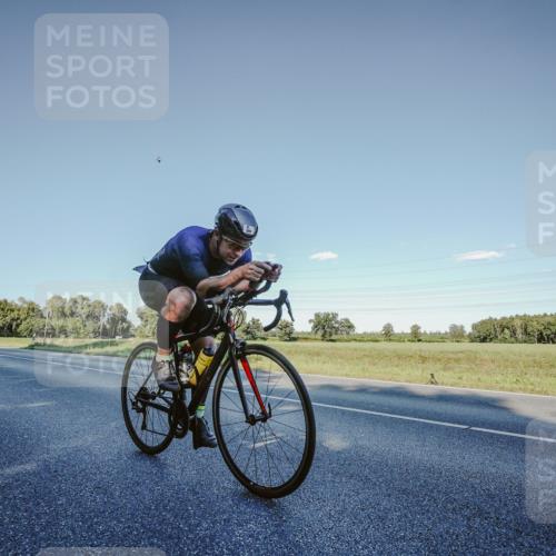 07.09.2025 - 19. Norderstedt Triathlon Michael Burmester http://msf.ph/oto/8849501 07.09.2025 16:14:31 Radfahren 380, 1584, 1586 meine-sportfotos.de