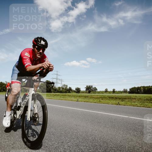 07.09.2025 - 19. Norderstedt Triathlon Michael Burmester http://msf.ph/oto/8849503 07.09.2025 14:01:58 Radfahren 975, 1019 meine-sportfotos.de